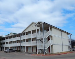 Hotel Intown Suites Extended Stay Lewisville Tx - East Corporate Drive (Lewisville, USA)