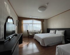 Danyang Tourist Hotel Edelweiss (Danyang, Corea del Sur)
