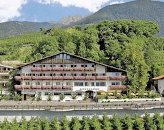 Khách sạn Hotel Schennerhof (Schenna, Ý)