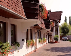 Hotel Kentaur (Siófok, Hungary)