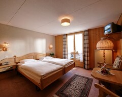 Hotel Alpenrose Wengen - Bringing Together Tradition And Modern Comfort (Wengen, İsviçre)