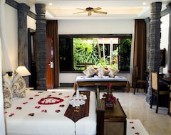 Khách sạn Hotel White House Beach Resort & Spa (Bophut, Thái Lan)