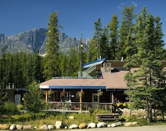 Hotel Sunwapta Falls Rocky Mountain Lodge (Jasper, Canada)