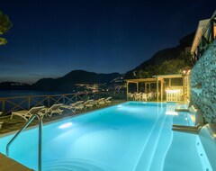 Khách sạn Hotel Il Pino (Praiano, Ý)