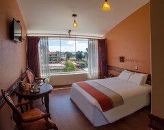 Khách sạn Taypikala Hotel Lago (Puno, Peru)