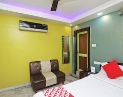OYO 7741 Hotel Hamza International (Kalküta, Hindistan)