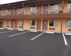 Khách sạn Best Economy Inn & Suites (Bakersfield, Hoa Kỳ)