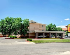 Khách sạn Super 8 By Wyndham Albuquerque West/Coors Blvd (Albuquerque, Hoa Kỳ)