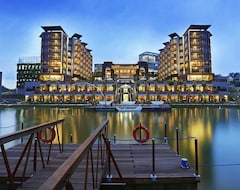 Hotelli Aston Lake Resort & Conference Center (Cibinong, Indonesia)