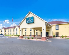 Hotel Econo Lodge Inn & Suites (Canton, USA)