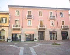 Otel Nuovo Rondò (Sesto San Giovanni, İtalya)