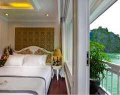 Hotelli Signature Royal Cruise (Hong Gai, Vietnam)