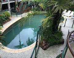 Aparthotel Bay Village Tropical Retreat & Apartments (Cairns, Australia)