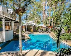 Khách sạn Paradise On The Beach Resort (Palm Cove, Úc)