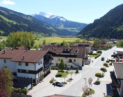Hotel Gasthof Zum Lowen (Aschau, Austria)