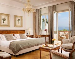 Khách sạn Villa Cortine Palace Hotel (Sirmione, Ý)