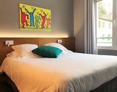 Khách sạn Hotel Full Colors (Craponne, Pháp)