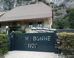 Otel Ferme Bonne (Saint-Christophe-la-Grotte, Fransa)
