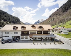 Hotel Der Klostertalerhof (Klösterle, Austrija)