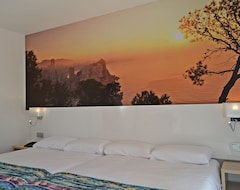 Hotel Tropic Relax (Finestrat, Španjolska)