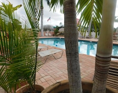 Khách sạn Hibiscus Suites - Sarasota (Sarasota, Hoa Kỳ)