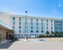 Otel Best Western Plus Hollywood/Aventura (Hallandale Beach, ABD)