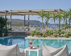 Hotel Amalthia Beach Resort (Agia Marina, Greece)