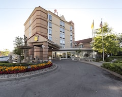 Hotel Monte Carlo Inn Airport Suites (Mississauga, Canada)