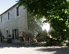 Khách sạn La Vallee Du Serein (Annay-sur-Serein, Pháp)