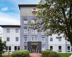 B&B HOTEL Offenbach-Süd (Offenbach, Almanya)