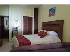 Entire House / Apartment 1-bedroom Ocean View Condo 104 At Vista Encantada (Divisaderos, Mexico)