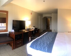 Hotel Comfort Inn & Suites Ukiah Mendocino County (Ukiah, USA)