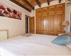 Casa/apartamento entero Spacious Country House With Private Pool Overlooking The Countryside (Lugo, España)