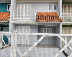 Entire House / Apartment Triplex Beira Mar In Imbé / Rs (Imbé, Brazil)