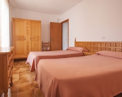 Hotel Apartamentos Alamos (Cala Millor, Spain)