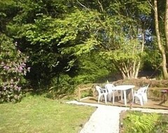 Hele huset/lejligheden Rural Gite Set In 7 Acres, Peaceful Location (Huelgoat, Frankrig)