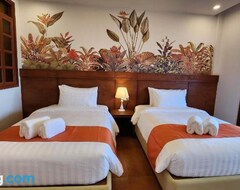 Bed & Breakfast Costa Celine Beach Resort (Baganga, Filippinerne)