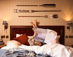 Khách sạn Harbour Inn (Porthleven, Vương quốc Anh)