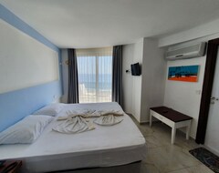Rugged Hotels (Alanya, Turkey)