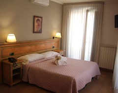 Hotel Santa Caterina (Pompei, İtalya)
