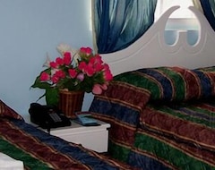 Khách sạn Hotel Stephanie's (Gros Islet, Saint Lucia)