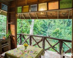 Khách sạn Art'S Riverview Jungle Lodge (Khao Sok, Thái Lan)