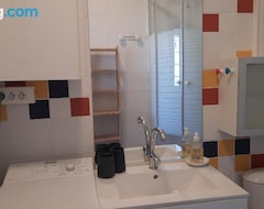 Hele huset/lejligheden Property with 2 bedrooms in Agde, with furnished garden and WiFi - 950 m from the beach (Agde, Frankrig)