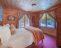 Hele huset/lejligheden Lakefront Privacy And Romance Found At Camp Stardust (Little Falls, USA)