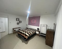 Casa/apartamento entero Family Apartment (3rooms/3beds) (Huanchaco, Perú)