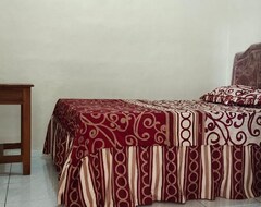 Khách sạn Spot On 90597 Pondok Novira (Sukadana, Indonesia)