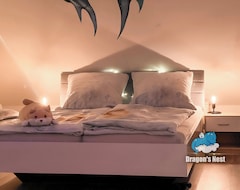 Hotel Dragon'S Nest: Cozy & Modern Attic Loft Nuremberg (Švajg, Njemačka)