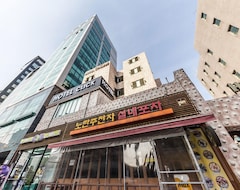 Khách sạn Mare Gangnam (Seoul, Hàn Quốc)