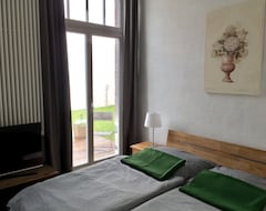 Cijela kuća/apartman Apartment In A Lovingly Renovated Coach House On The Island (50 M To The Water) (Werder, Njemačka)