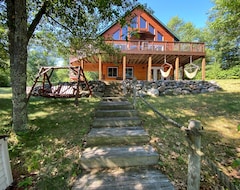 Entire House / Apartment Sandy Bottoms Chalet (Trego, USA)